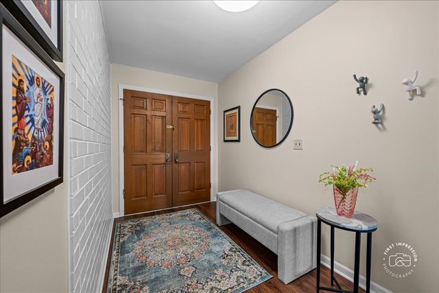 1730 W Galena Boulevard 304W, Aurora, IL 60506