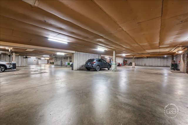 1730 W Galena Boulevard 304W, Aurora, IL 60506