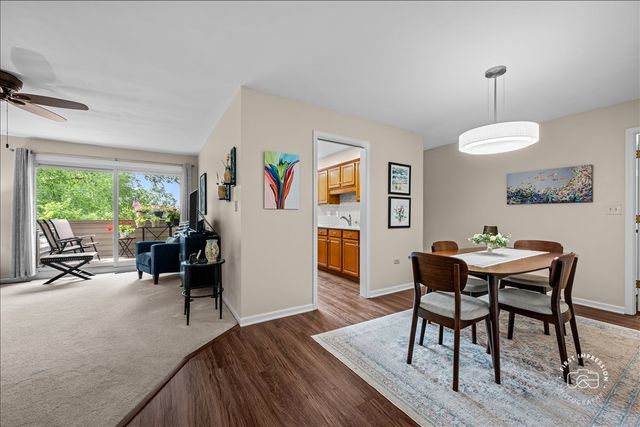 1730 W Galena Boulevard 304W, Aurora, IL 60506