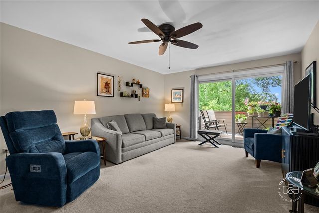 1730 W Galena Boulevard 304W, Aurora, IL 60506