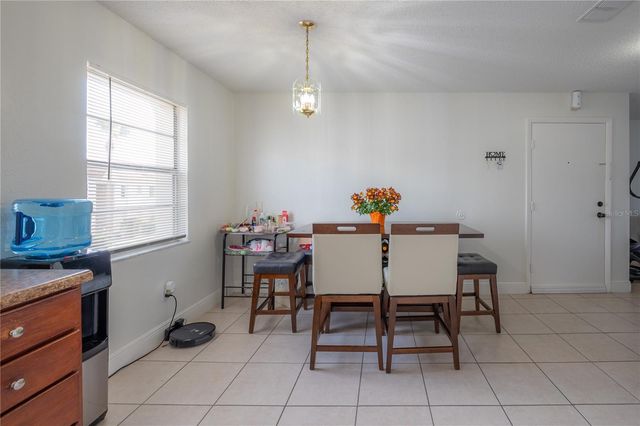 7210 N MANHATTAN AVENUE 2324, Tampa, FL 33614