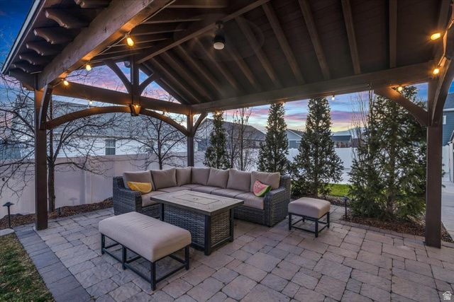 6429 W MAPLE VALLEY CIR, West Jordan, UT 84081