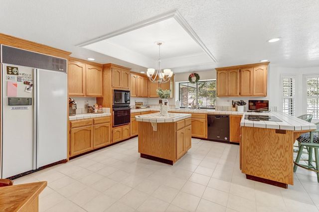 6349 Puerto Dr, Rancho Murieta, CA 95683