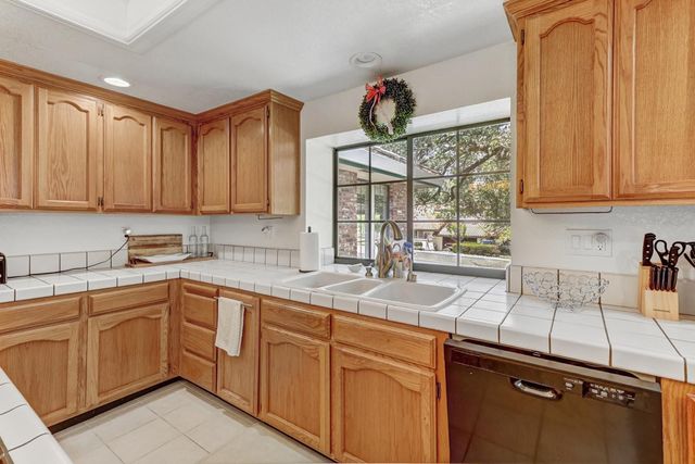 6349 Puerto Dr, Rancho Murieta, CA 95683