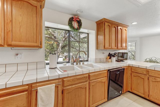 6349 Puerto Dr, Rancho Murieta, CA 95683