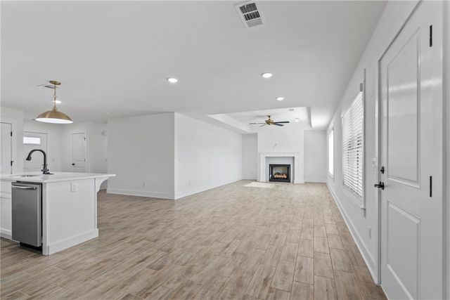 75 W Pitts Street, Farmington, AR 72730