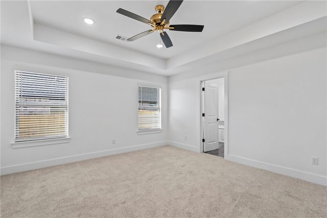 75 W Pitts Street, Farmington, AR 72730