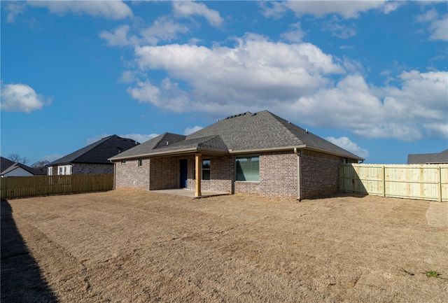 75 W Pitts Street, Farmington, AR 72730