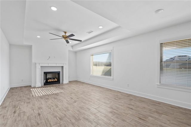 75 W Pitts Street, Farmington, AR 72730