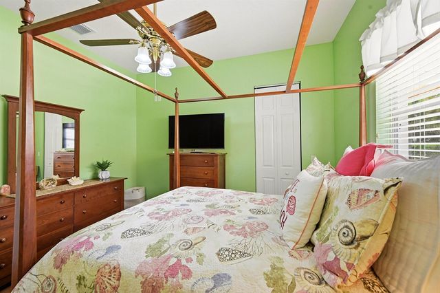 14310 N 85th Rd Road N, Loxahatchee, FL 33470