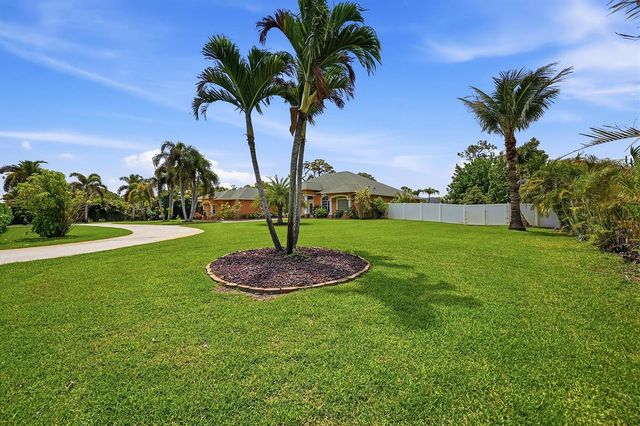 14310 N 85th Rd Road N, Loxahatchee, FL 33470