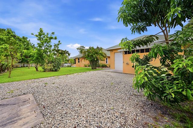 14310 N 85th Rd Road N, Loxahatchee, FL 33470