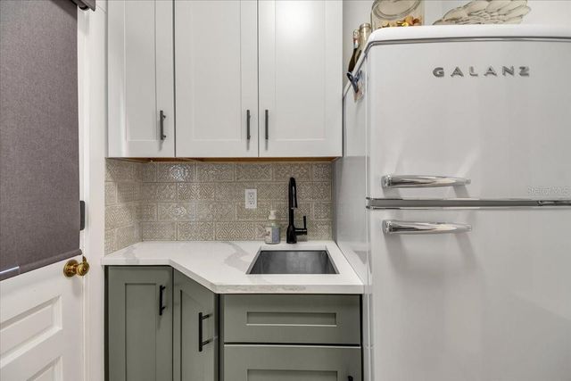 210 17TH STREET NW 37, Bradenton, FL 34205