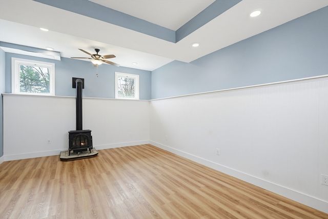 18 Russell St, Westport, MA 02790