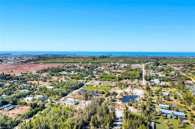 4442 Courtney RD, Other, FL 33956