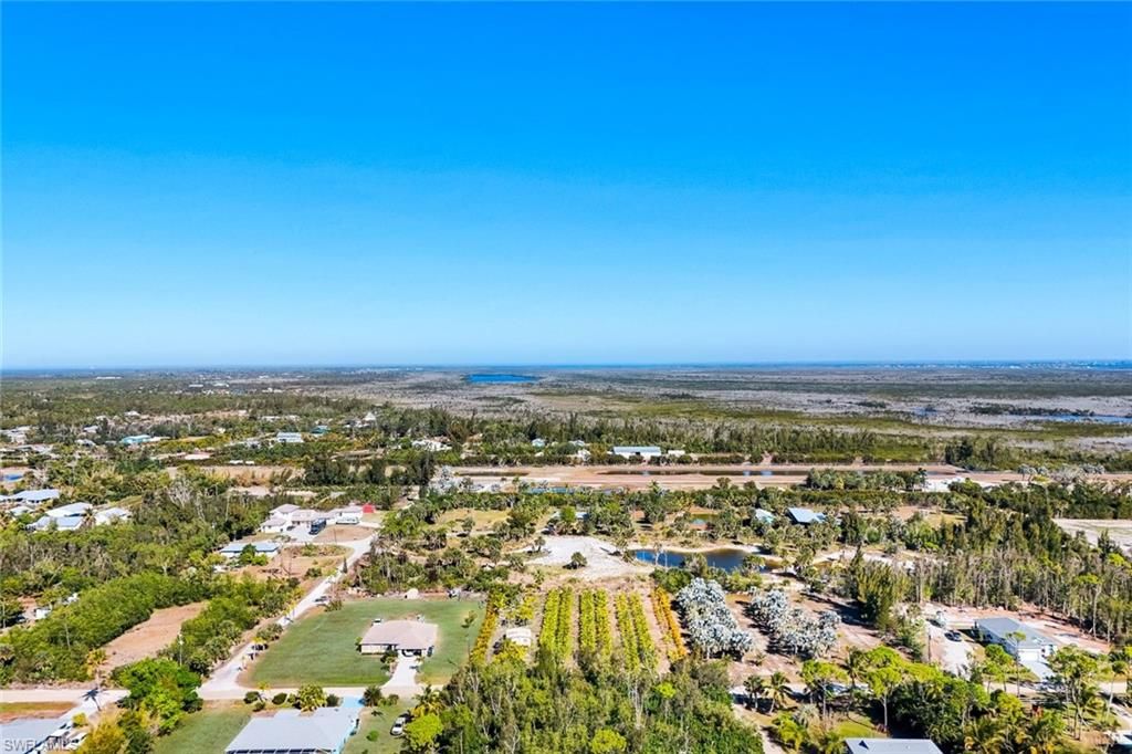 4442 Courtney RD, ST. JAMES CITY, FL 33956 — photo 5