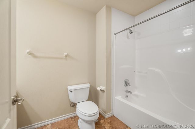 1016 Taylor Drive 1, Bartlesville, OK 74006