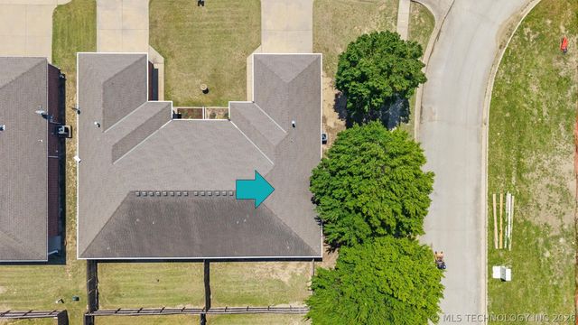 1016 Taylor Drive 1, Bartlesville, OK 74006
