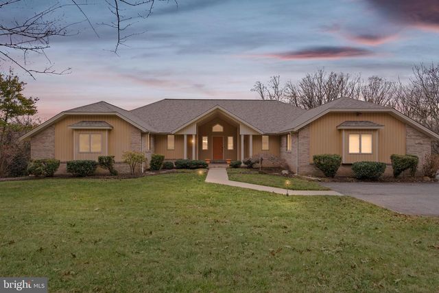 7305 LONGFIELD DR, Kingsville, MD 21087