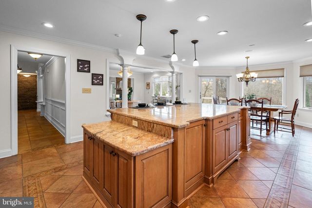 7305 LONGFIELD DR, Kingsville, MD 21087