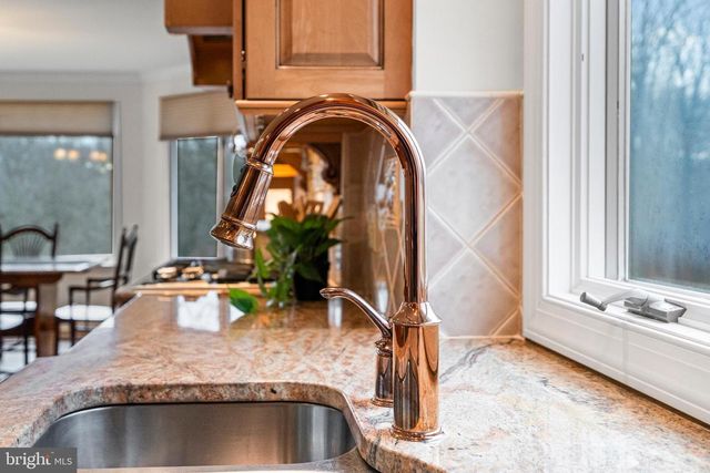 7305 LONGFIELD DR, Kingsville, MD 21087