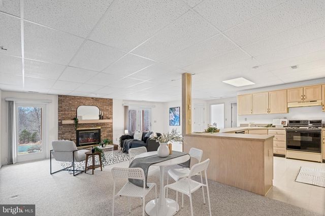 7305 LONGFIELD DR, Kingsville, MD 21087