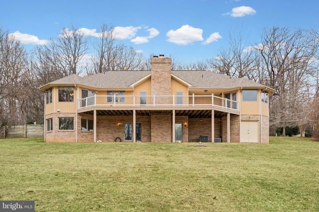 7305 LONGFIELD DR, Kingsville, MD 21087