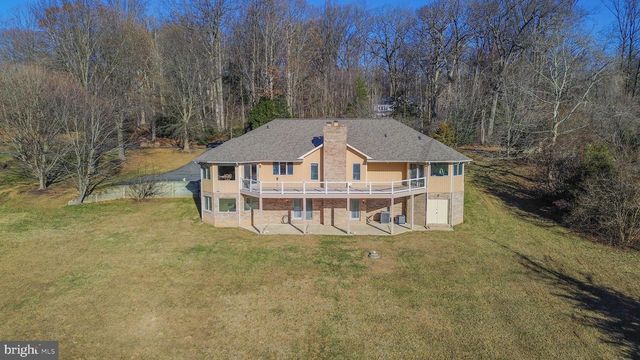 7305 LONGFIELD DR, Kingsville, MD 21087