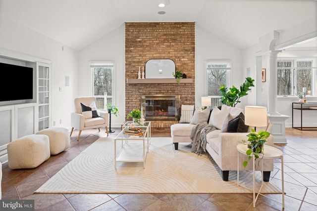 7305 LONGFIELD DR, Kingsville, MD 21087