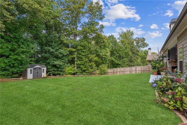 221 Charlotte Drive, Hoschton, GA 30548