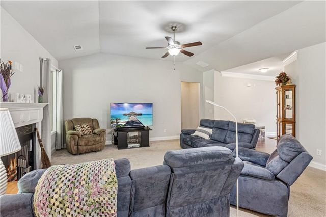 221 Charlotte Drive, Hoschton, GA 30548