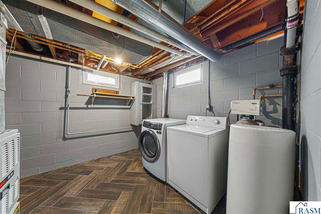 1235 E Main Street, Mankato, MN 56001