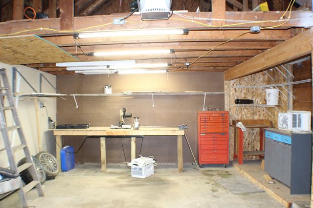 60 N Godfroy, Peru, IN 46970