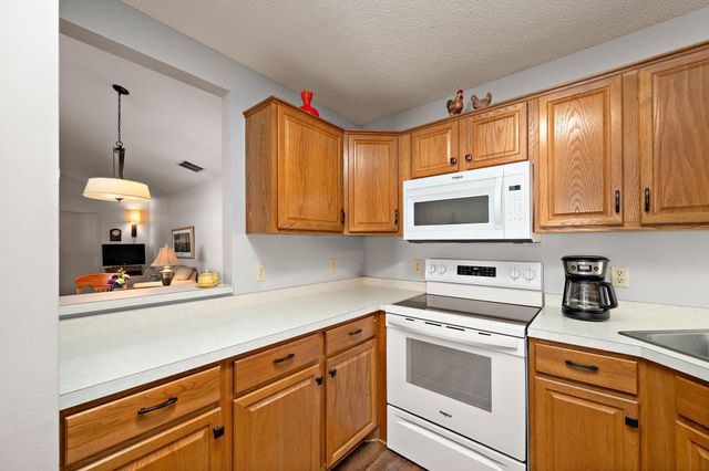 418 Sarazin Street, Shakopee, MN 55379