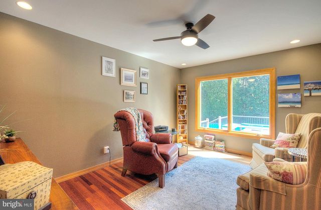 312 KNOLLWOOD DR, Egg Harbor Township, NJ 08234