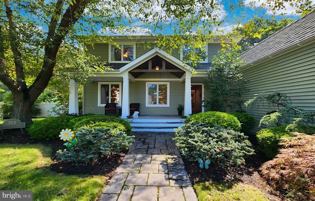 312 KNOLLWOOD DR, Egg Harbor Township, NJ 08234