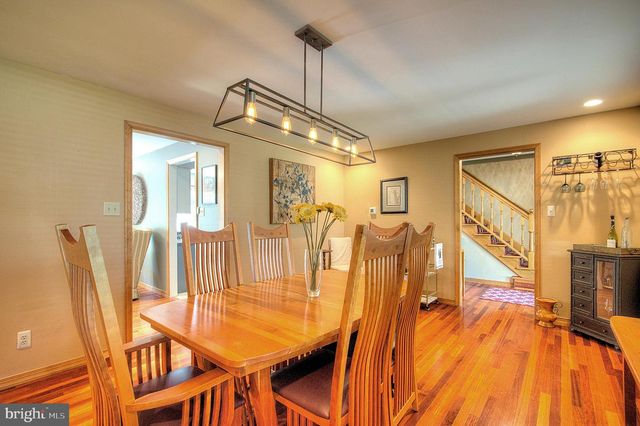 312 KNOLLWOOD DR, Egg Harbor Township, NJ 08234