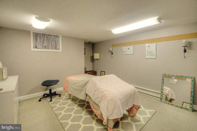 312 KNOLLWOOD DR, Egg Harbor Township, NJ 08234