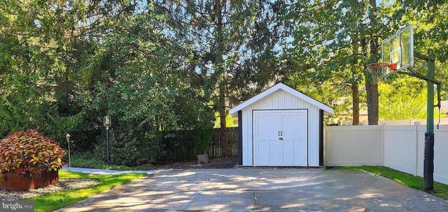 312 KNOLLWOOD DR, Egg Harbor Township, NJ 08234