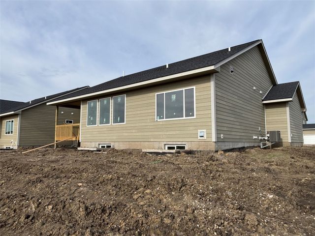 4721 178th Street, Urbandale, IA 50323