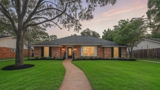 10047 Meadow Lake Lane, Houston, TX 77042