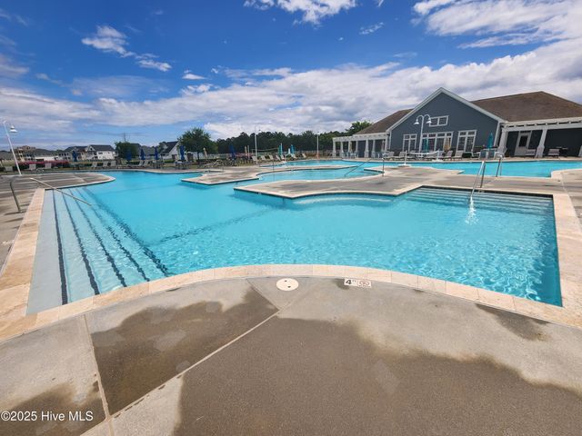 103 Everett Park Trail, Holly Ridge, NC 28445