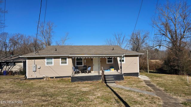 286 S Benedict Ave, Oak Ridge, TN 37830