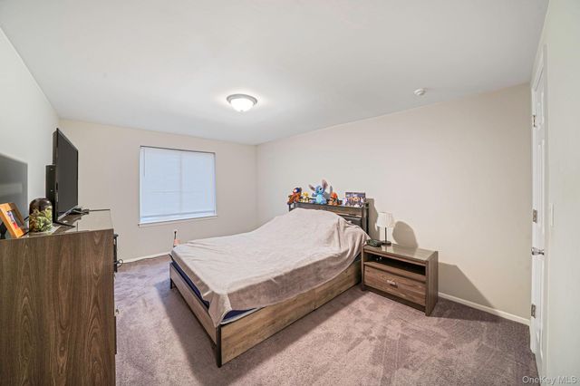 268 Brettonwoods Drive, Coram, NY 11727