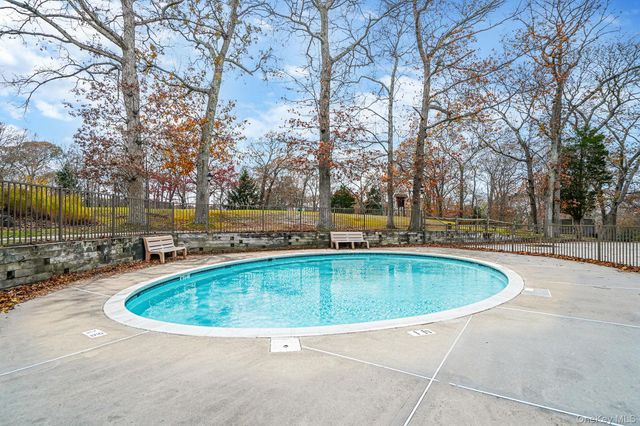 268 Brettonwoods Drive, Coram, NY 11727