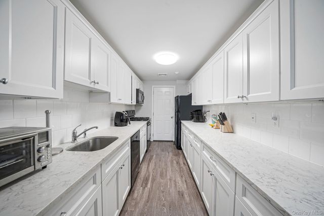 268 Brettonwoods Drive, Coram, NY 11727