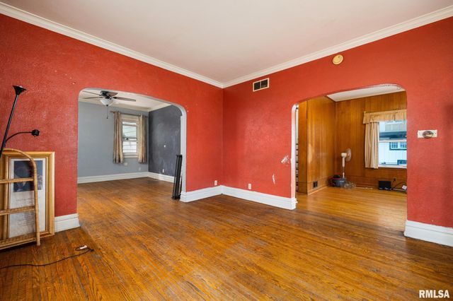 2119 N BIGELOW Street, Peoria, IL 61604