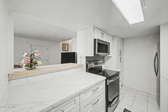 4170 N 81ST Street, Scottsdale, AZ 85251