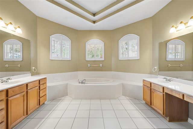 5919 JAEGERGLEN DRIVE, Lithia, FL 33547