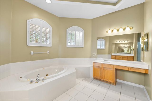 5919 JAEGERGLEN DRIVE, Lithia, FL 33547